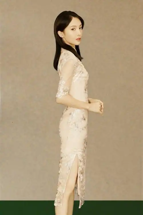 金晨秋日复古旗袍