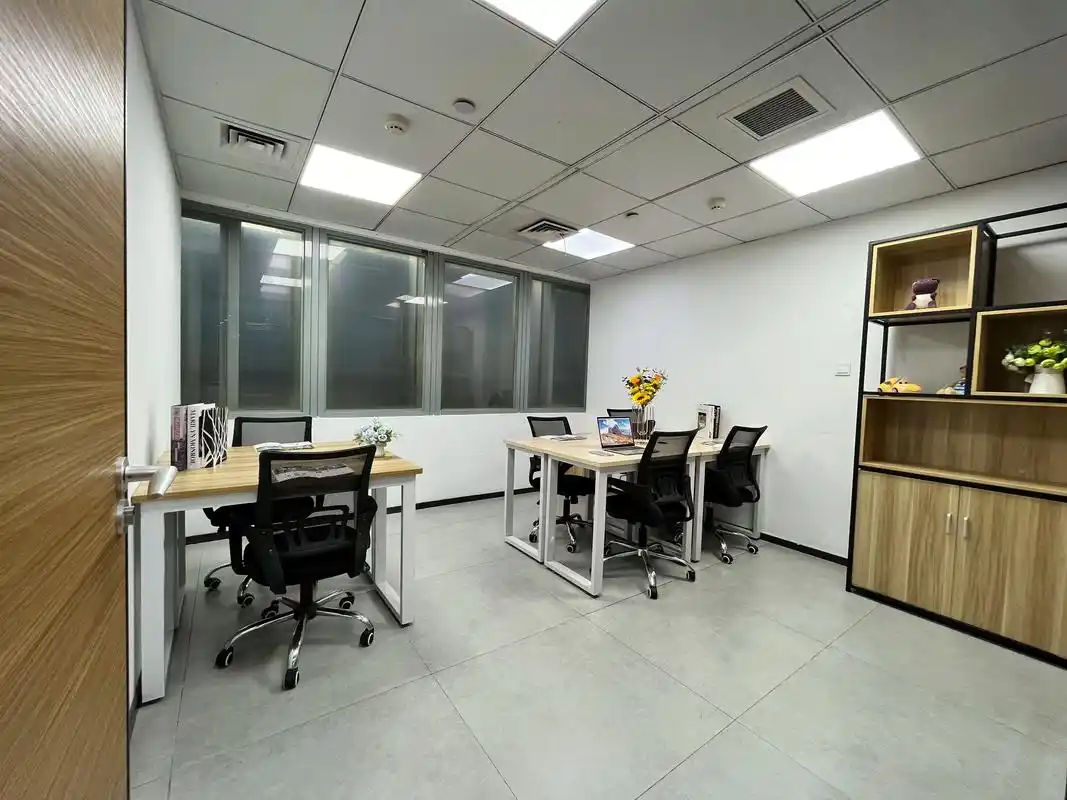 我是物业 新天地商贸中心 小型办公室出租.个人工作室 小仓库 - 抖音