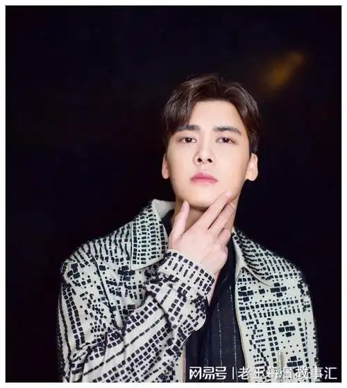 苦苦经营多年的"男神"人设崩塌,李易峰将何去何从