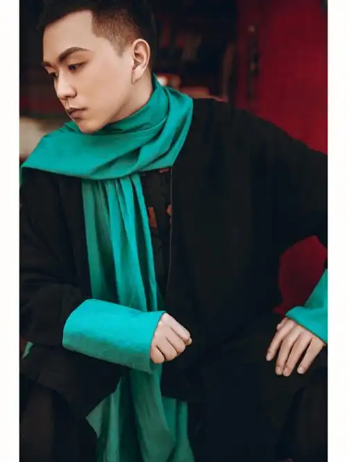 五一小长假遇见李玉刚小哥哥安排藏服