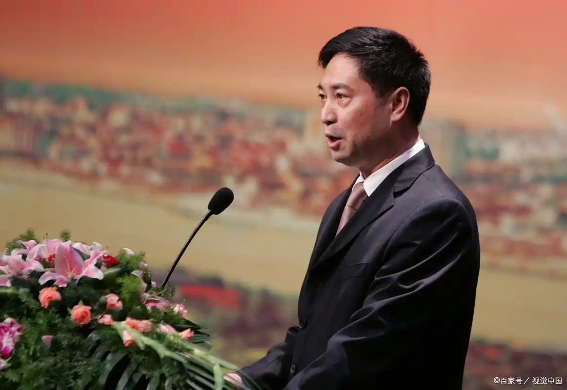 为什么很多领导干部在不同单位之间调任,都能胜任领导工作?