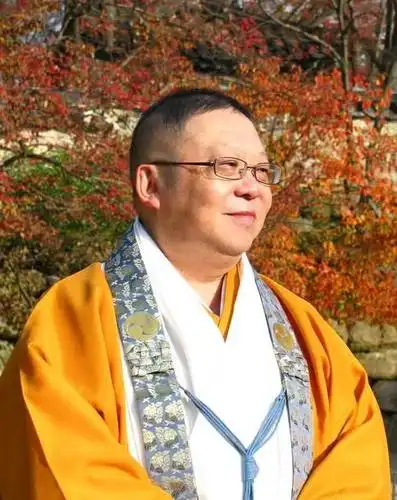 李居明金牌经纪人15201879909