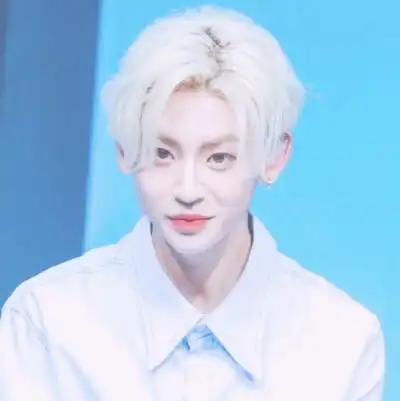 男爱豆头像|小鬼王琳凯头像二转注明猫辞奶奶