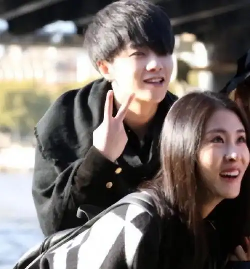 一个单亲妈妈能把孩子带到4岁,34岁张碧晨真的不容易|谢娜|张杰|唱片