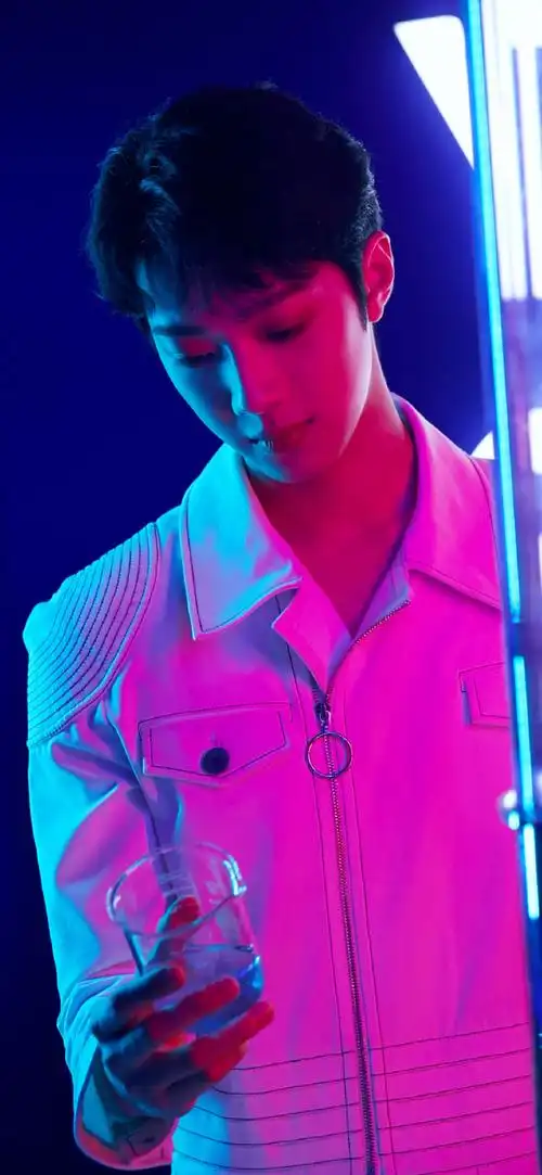 赖冠霖高清壁纸