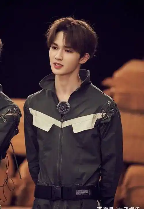 justin真的太土啦,朱正廷的缺点过分了啊!_毕雯珺_黄明昊_时候