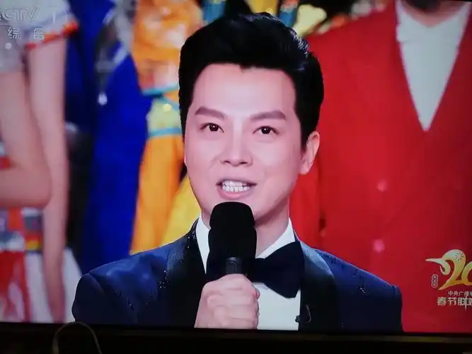 2021春晚主持人风采