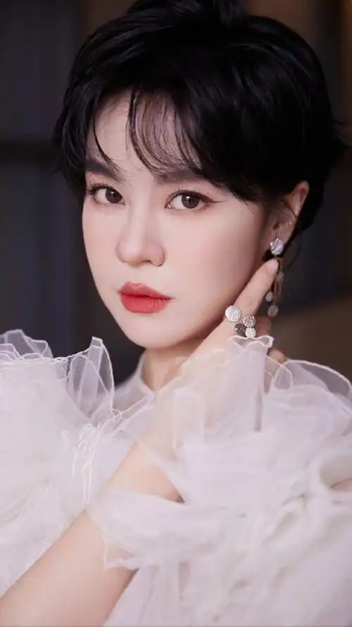 美女壁纸都155期—郁可唯