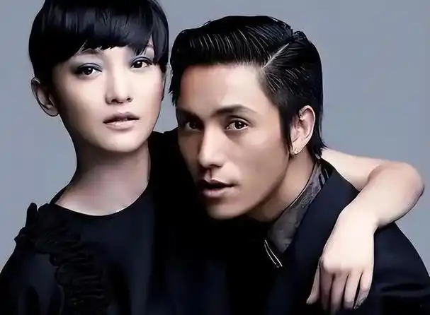 陈坤突然官宣!周迅被炸上热搜:25年了,可算澄清