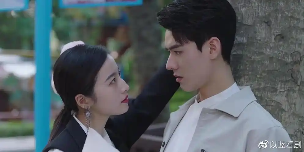 从结婚开始恋爱霸总性反转成年人的爱情周雨彤龚俊颜值高