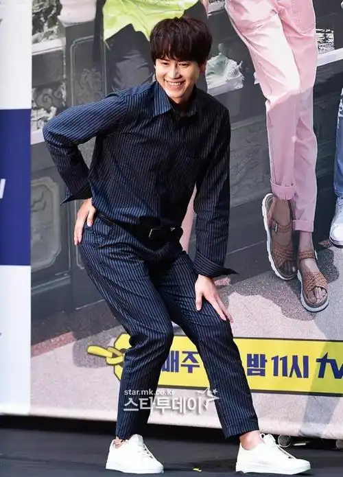 superjunior新闻190618曺圭贤韩惠珍等出席更心酸旅行发布会