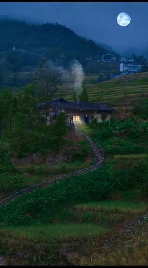 简简单单安安静静的生活看到那一束光瞬间觉得生活充满了希望乡村乡愁