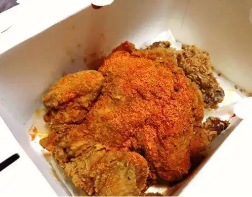 20块钱一整只炸鸡真的能吃吗