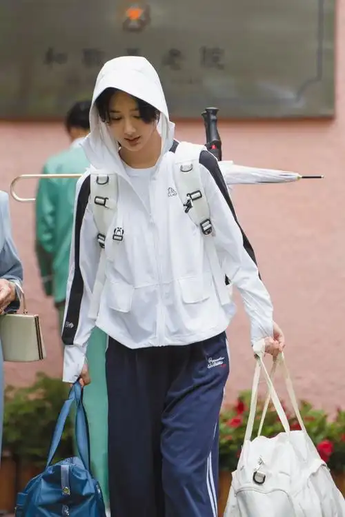 私荐||杨紫新剧《承欢记》:亦舒女郎也开始穿百元单品啦?