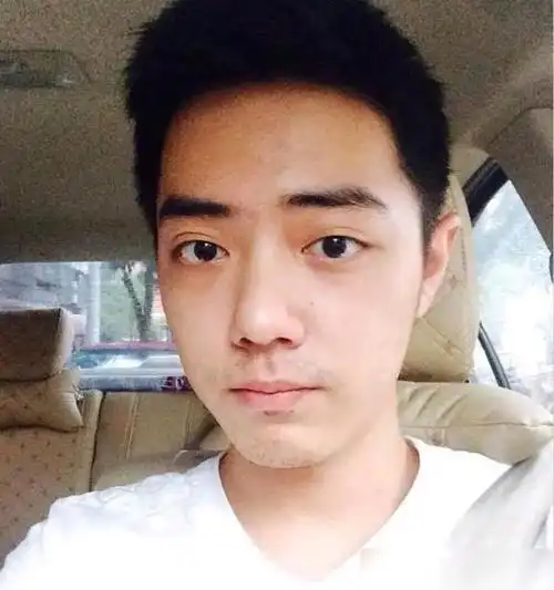 你知道吗,事实上肖战并不总是那么帅,在他出道之前,他颜值只能称为