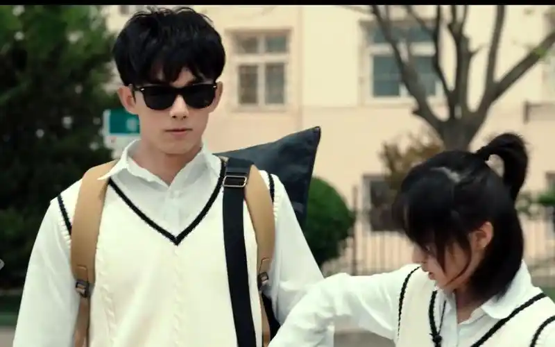 【张子枫x吴磊】吴磊张子枫三分钟告诉你什么叫做青梅竹马