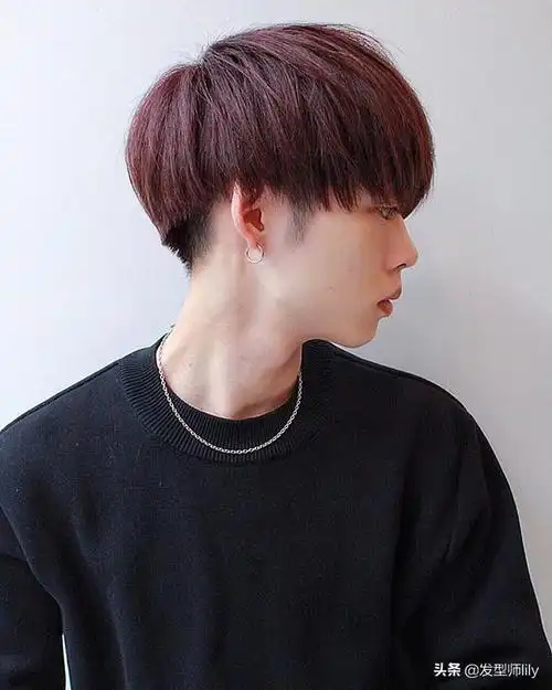 2019男士流行发型,两侧铲短,纹理烫,锡纸烫,三面光18款!