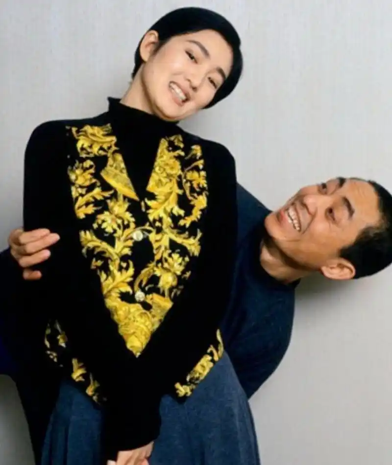 张艺谋和巩俐年轻时的照片