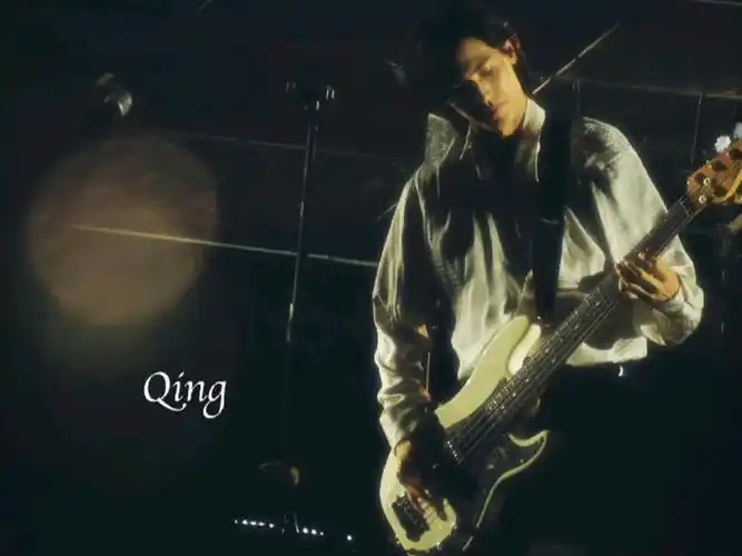 分享韩国摇滚男歌手李周演美图合集!