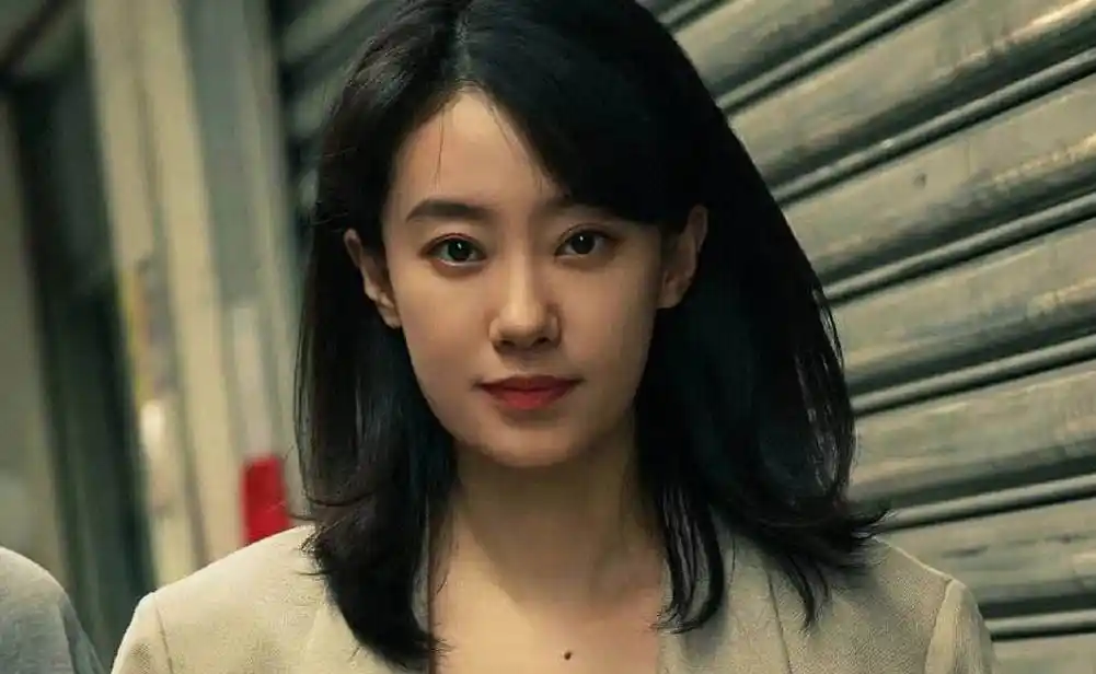 贾玲《热辣滚烫》:躲过马丽张小斐,我却被31岁女五号惊艳了_乐莹_实力