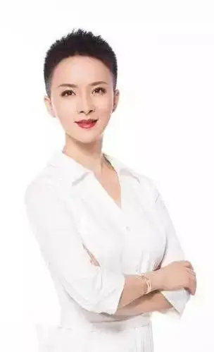 谢兰,因《大宅门》中的香秀走红,将小女人演到了极致,父母竟是聋哑人