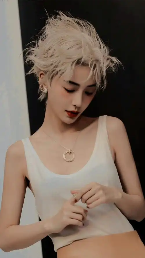 angelababy银色短发造型封面