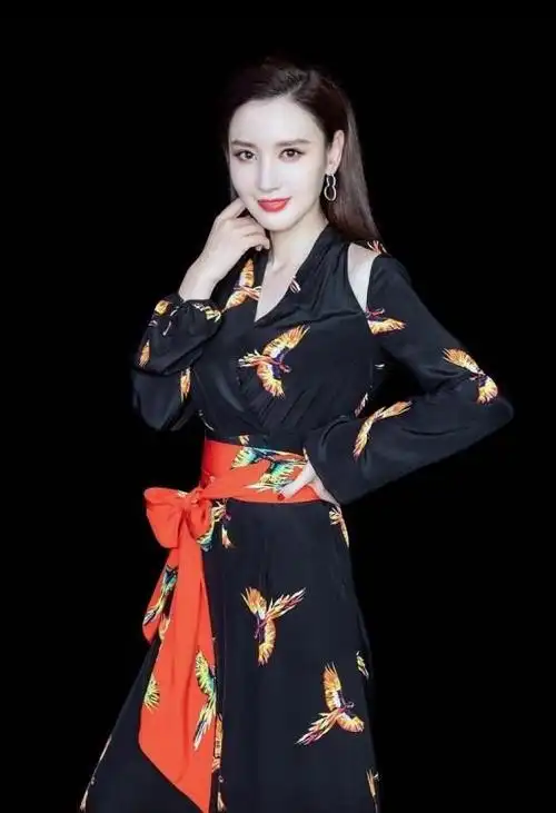 人像摄影:中国女艺人张萌