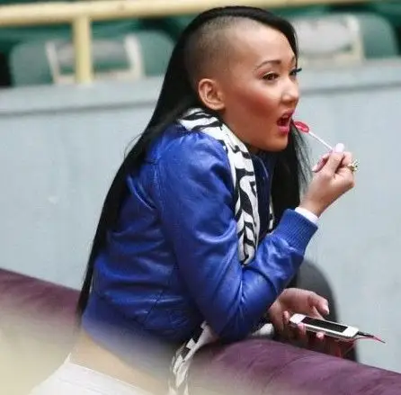 谁有阴阳头的照片,发过来