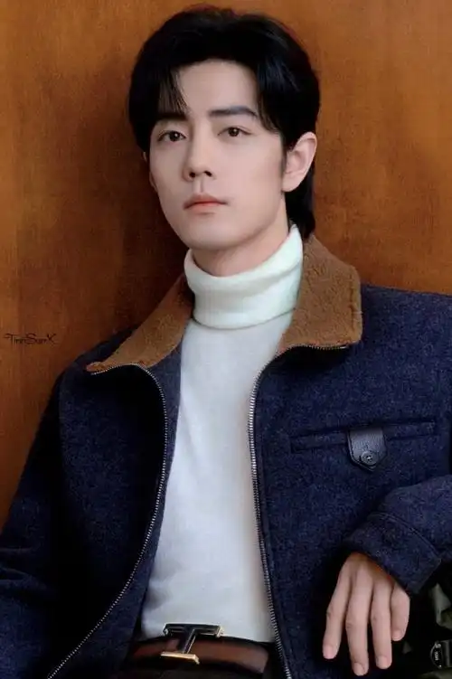 肖战的耳朵红了##肖战#好帅!时尚表现力满分!@x玖少年团肖战daytoy