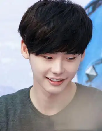 好看的男生齐刘海发型 冬季潮男刘海发型设计