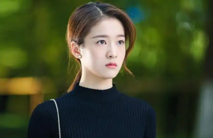 张艺兴张雪迎在一起了吗张艺兴这样评价张雪迎看起来是真爱