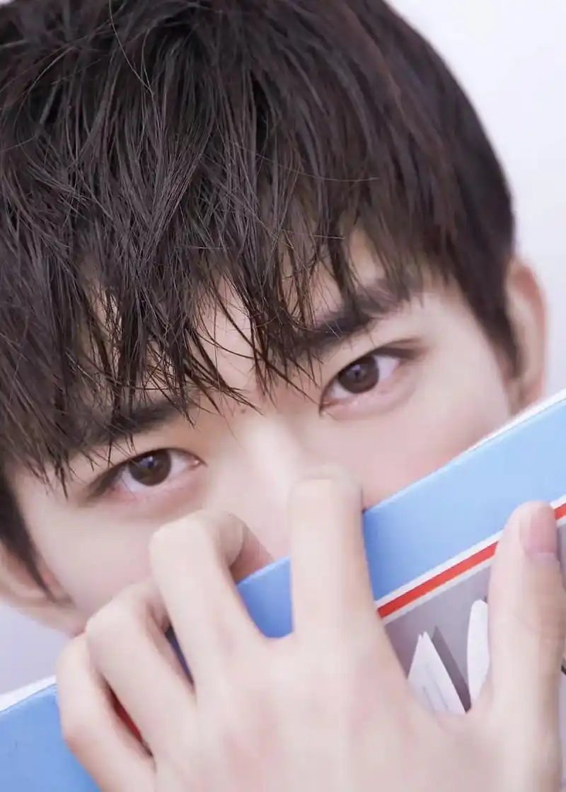 好喜欢他的眉心痣 #易烊千玺 - 抖音