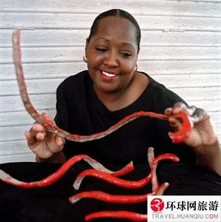 美丽or恶心 世界长指甲怪人大盘点(组图)