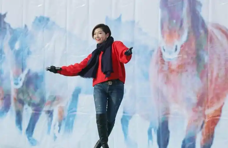 苏勒亚其其格演出集锦(2018锡林浩特冰雪那达慕)