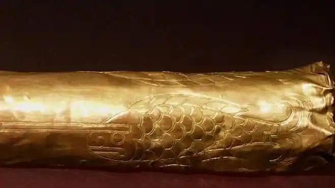 三星堆出土金器众多,最为引人注目的,竟是这件权力器物!