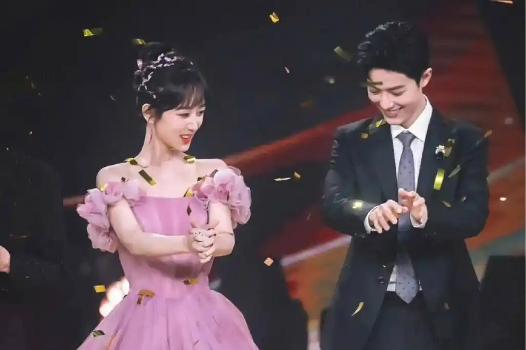 85花明争暗斗唐嫣一雪前耻!_流量_杨幂_电影