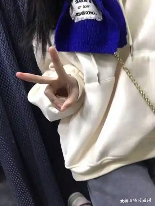 不心动挑战# 万能剪刀手"耶耶耶"