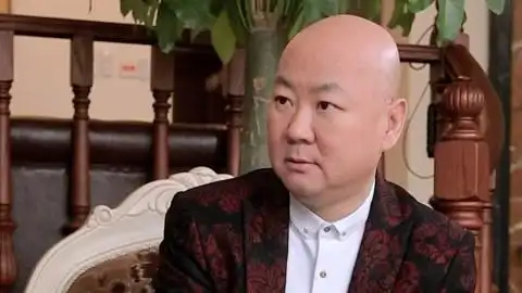 暖男先生 :  说好的浪漫呢.