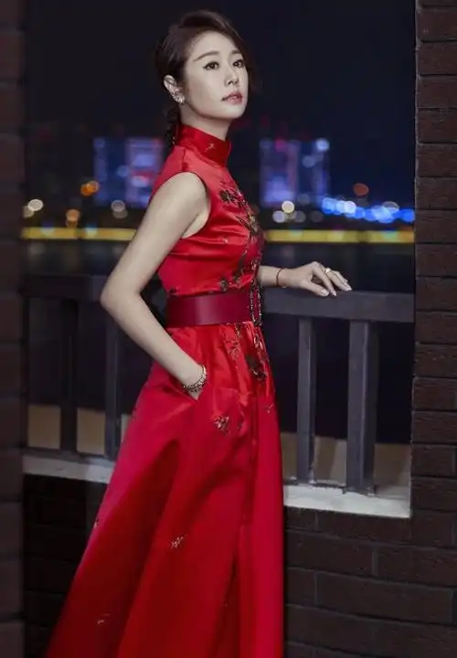 林心如早该这么搭穿中式礼服瞬间美成女神霍建华眼光果然好