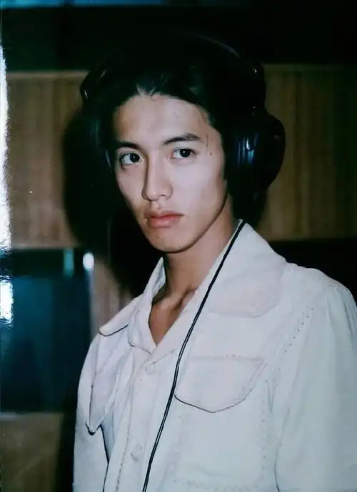 木村拓哉年轻时神颜图片实在太迷人啦