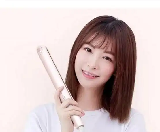 女生直发披肩发型清新完美的直发造型