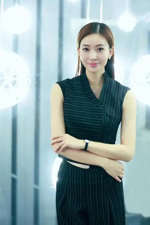 周知演员 个人资料(周知演员家庭背景)-第21张图片-腾赚网