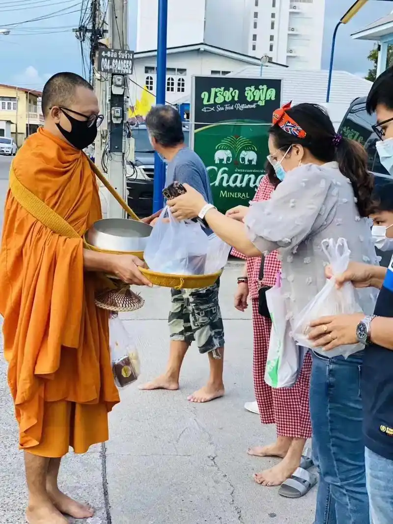 [太阳]黎明破晓之时微风  泰国供养三宝.[太阳]黎明破晓之 - 抖音