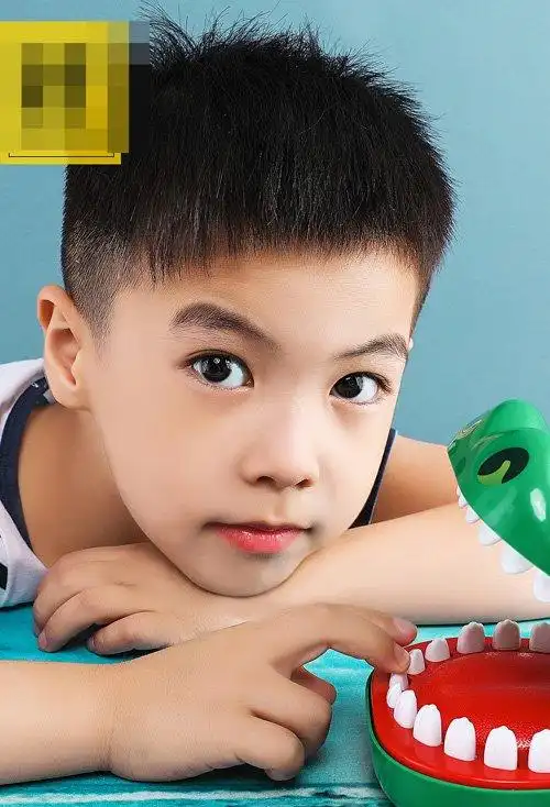 儿童适合的短头发发型 小男孩乖巧天真短发图鉴