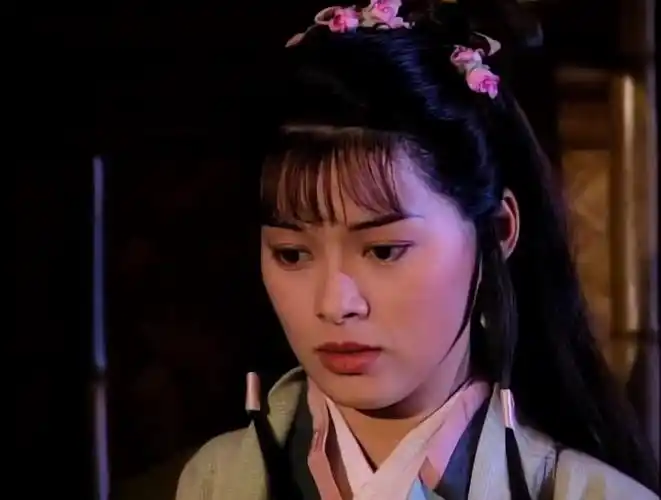 天龙八部阿朱不忍离开乔峰让他晚一年在报仇可乔峰却不愿意