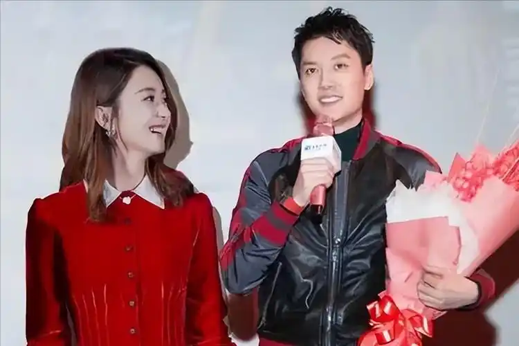 赵丽颖王一博恋爱实锤?