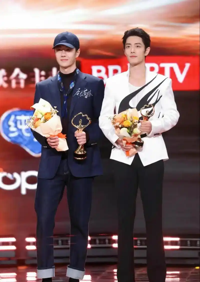 歌酷,你更酷92#博君一肖 #王一博肖战 #微博之夜盛典 - 抖音