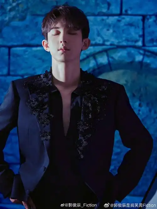 城市捉迷藏##郭俊辰城市捉迷藏##郭俊辰