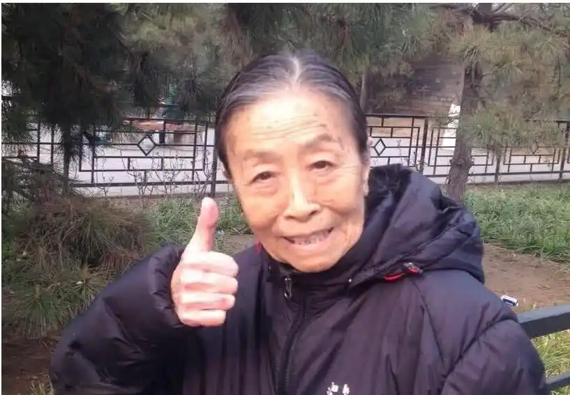 时隔半年84岁的张少华更新微博再次为抄家事件发声