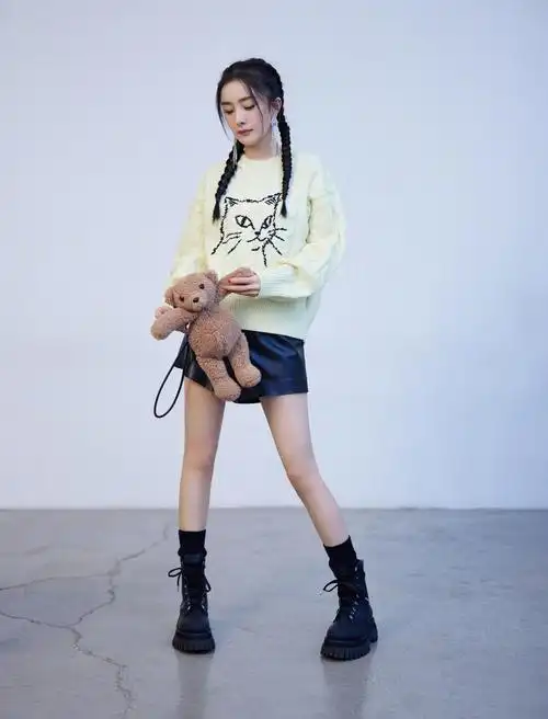 杨幂文艺气质范写真